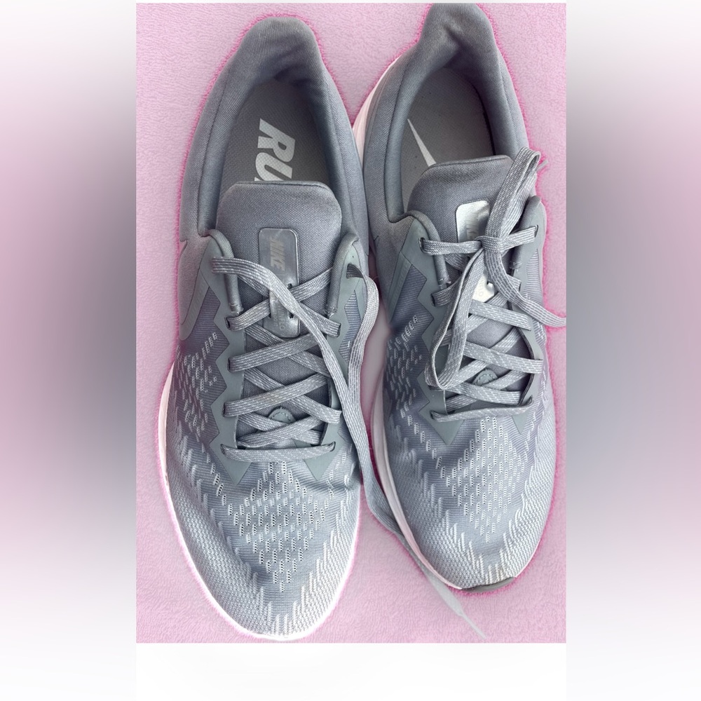 Nike Gray Athletic Shoes with Breathable Mesh